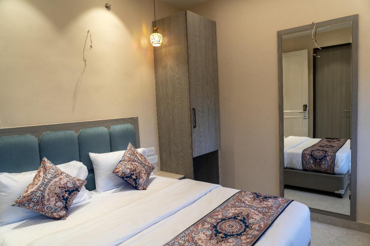 Anant Hotel 3*