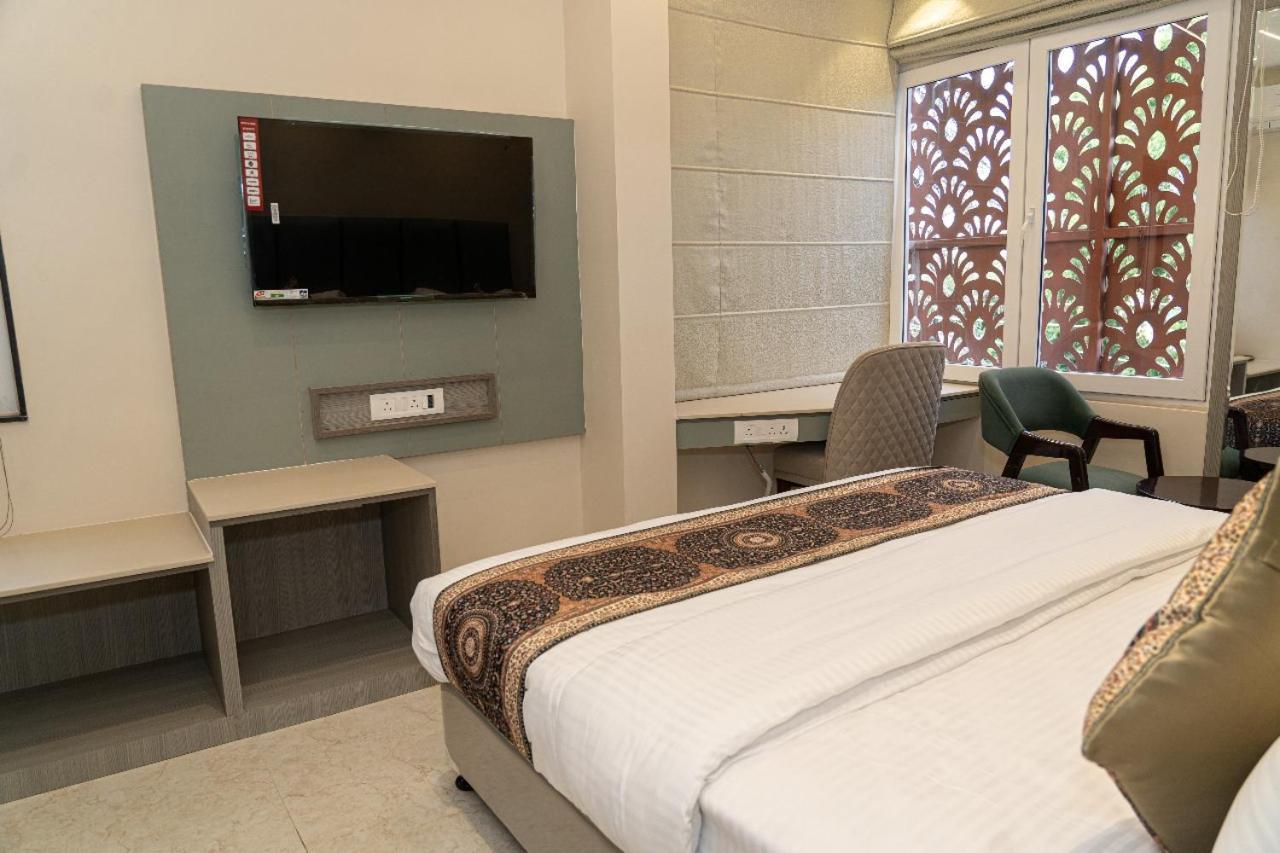 Anant Hotel Varanasi