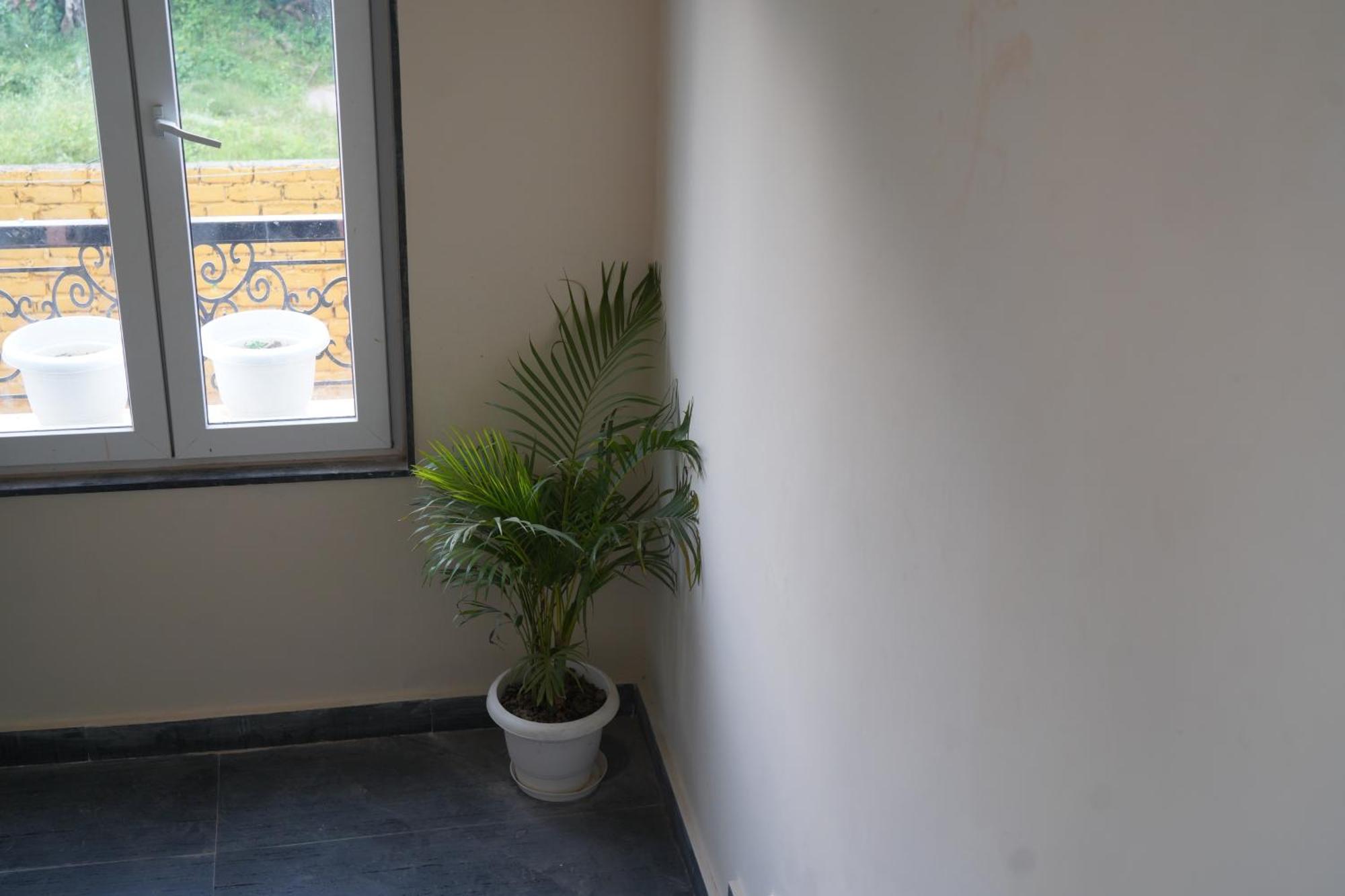 Hotel Anant Varanasi